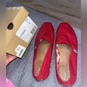 Gently used Classic Red Canvas Toms